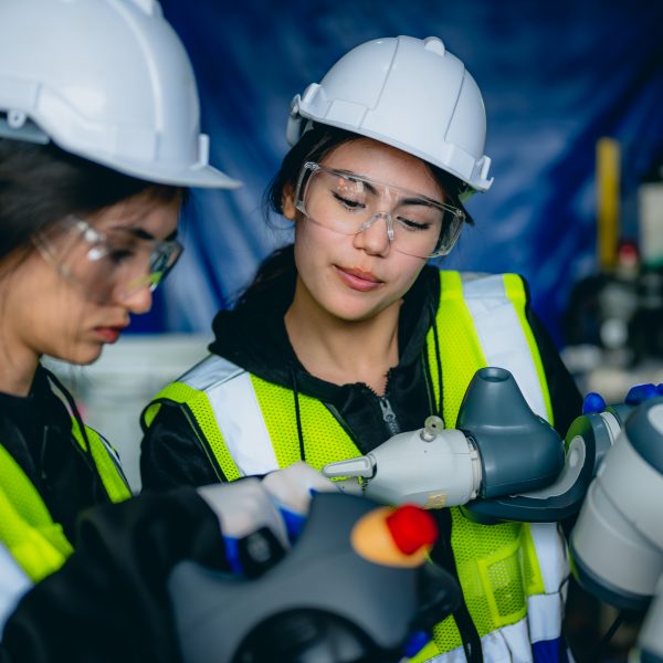 More Young Women Are Interested in The Trades… Here’s How to Enroll Them in Your Programs